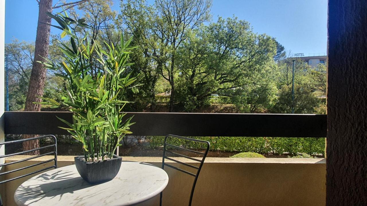 Le Studio Des Garrigues - Climatise Gréoux-les-Bains Exterior foto